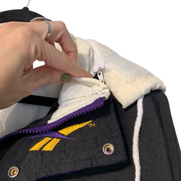 VINTAGE | 80’s Reebok Pullover Puffy Windbreaker w/ Removable‎ Hood - Sz XL - Picture 4 of 14